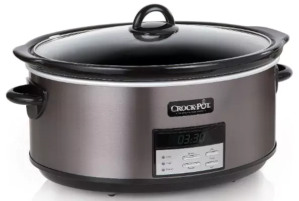 Crock-Pot Large 8-Quart Programmable Slow Cooker on a white background