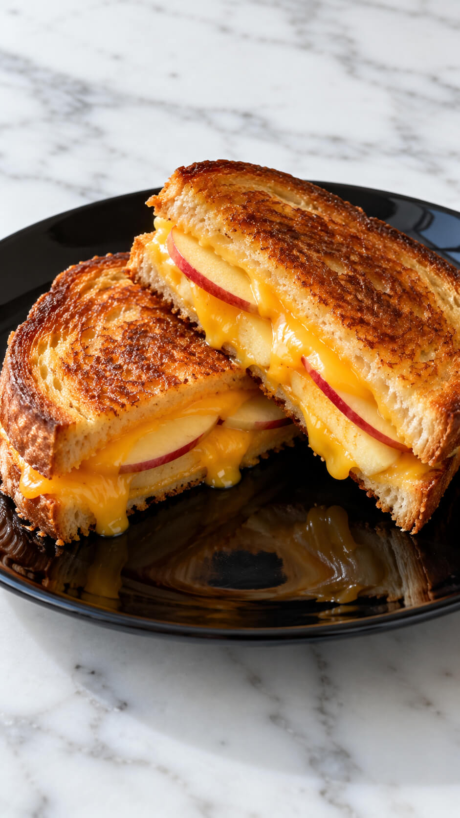 Gooey Apple Grilled Cheese Delight