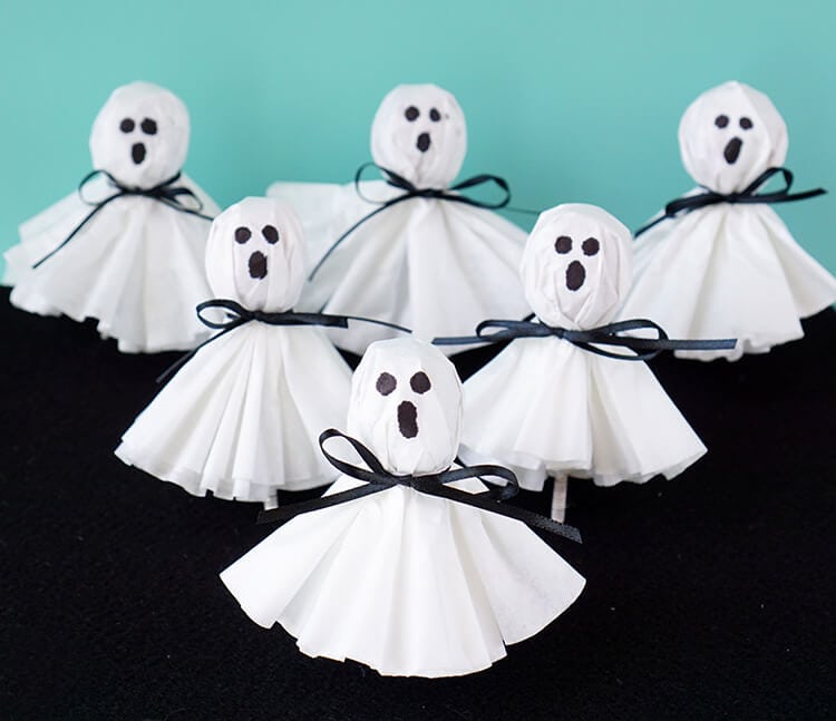 Easy Halloween Ghost Pops Lollipops